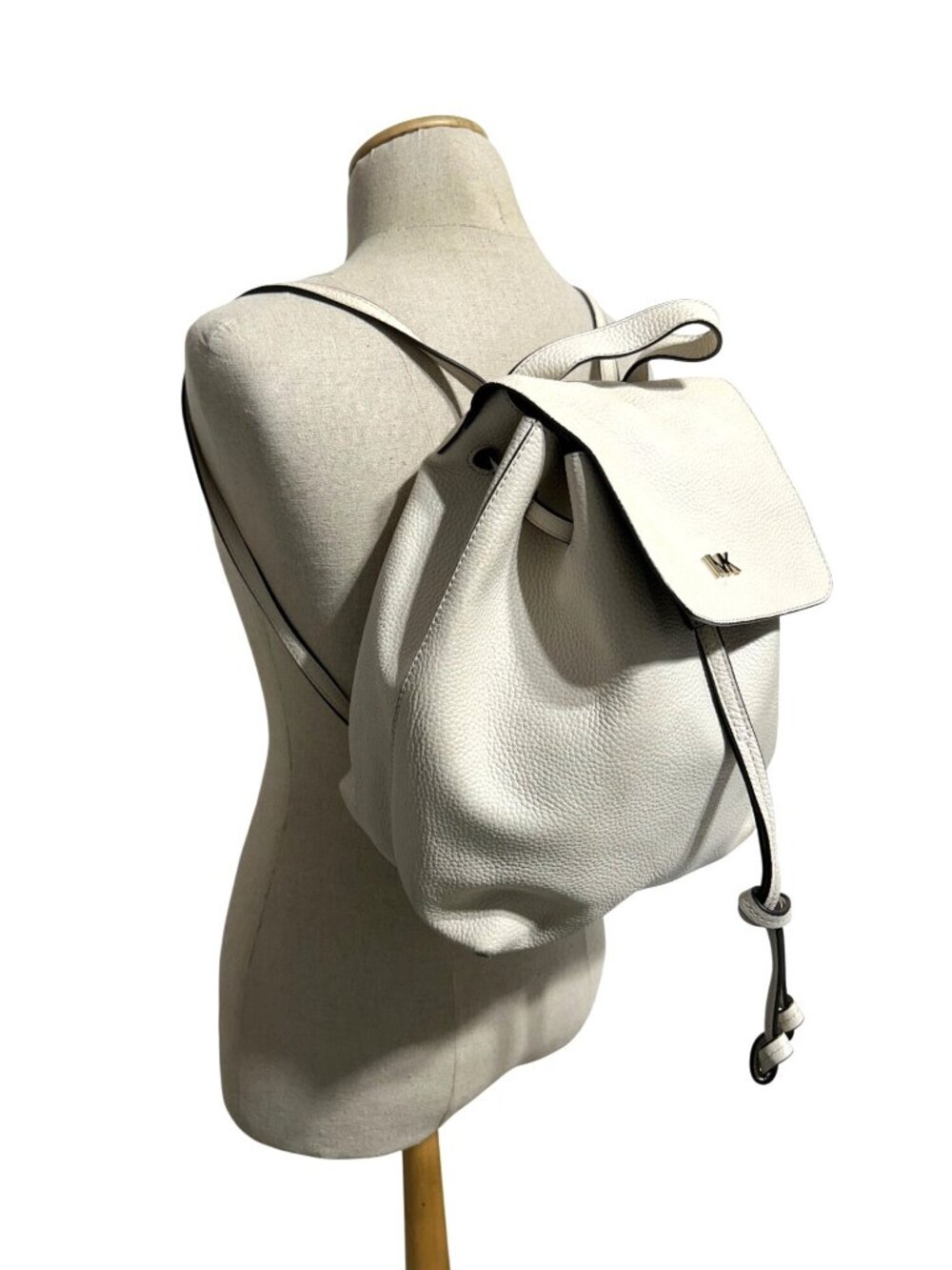 Michael Kors Pebbled Leather Backpack In Ivory With Drawstring Closure - Picture 12 of 12
